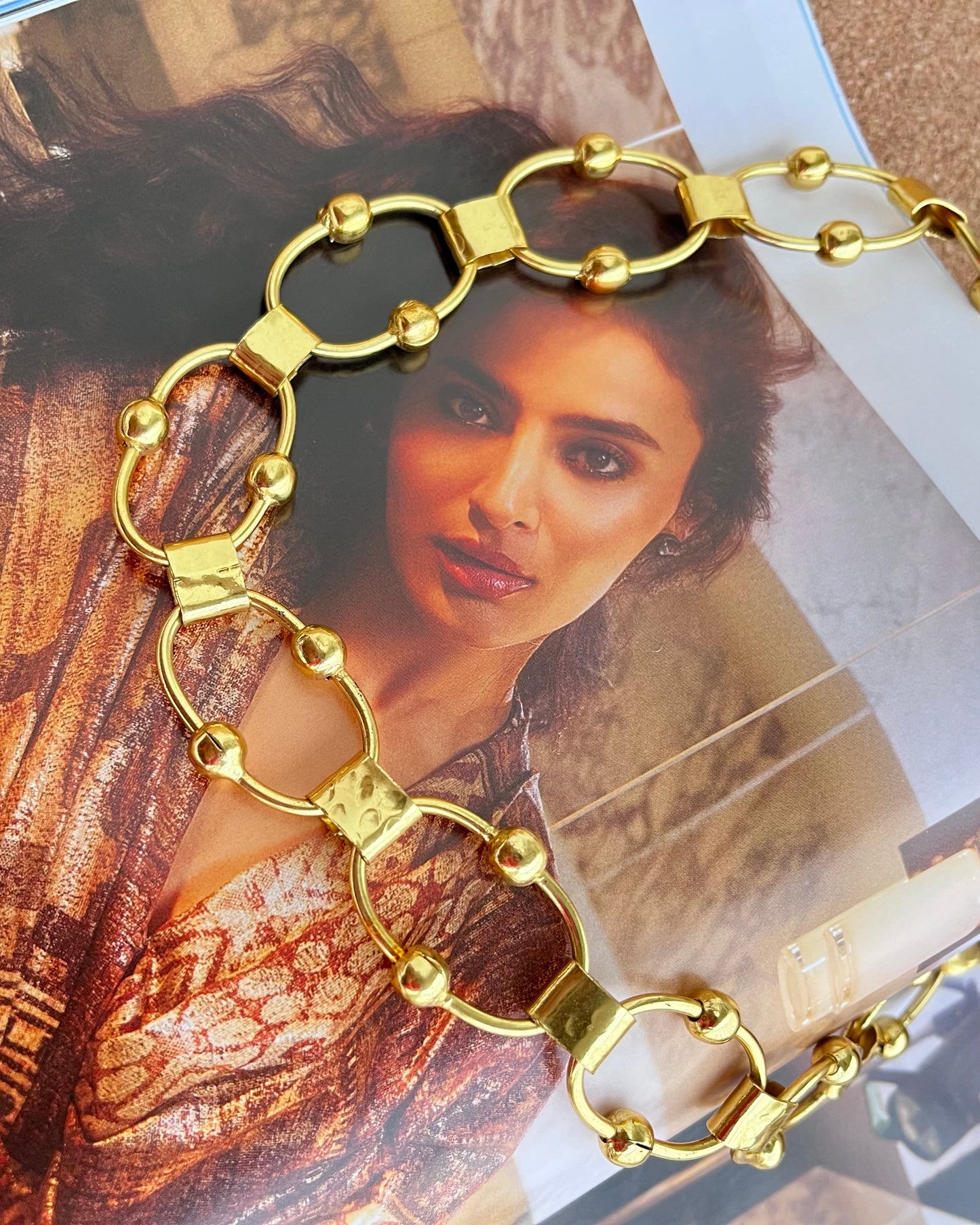 Helios Curve Necklace